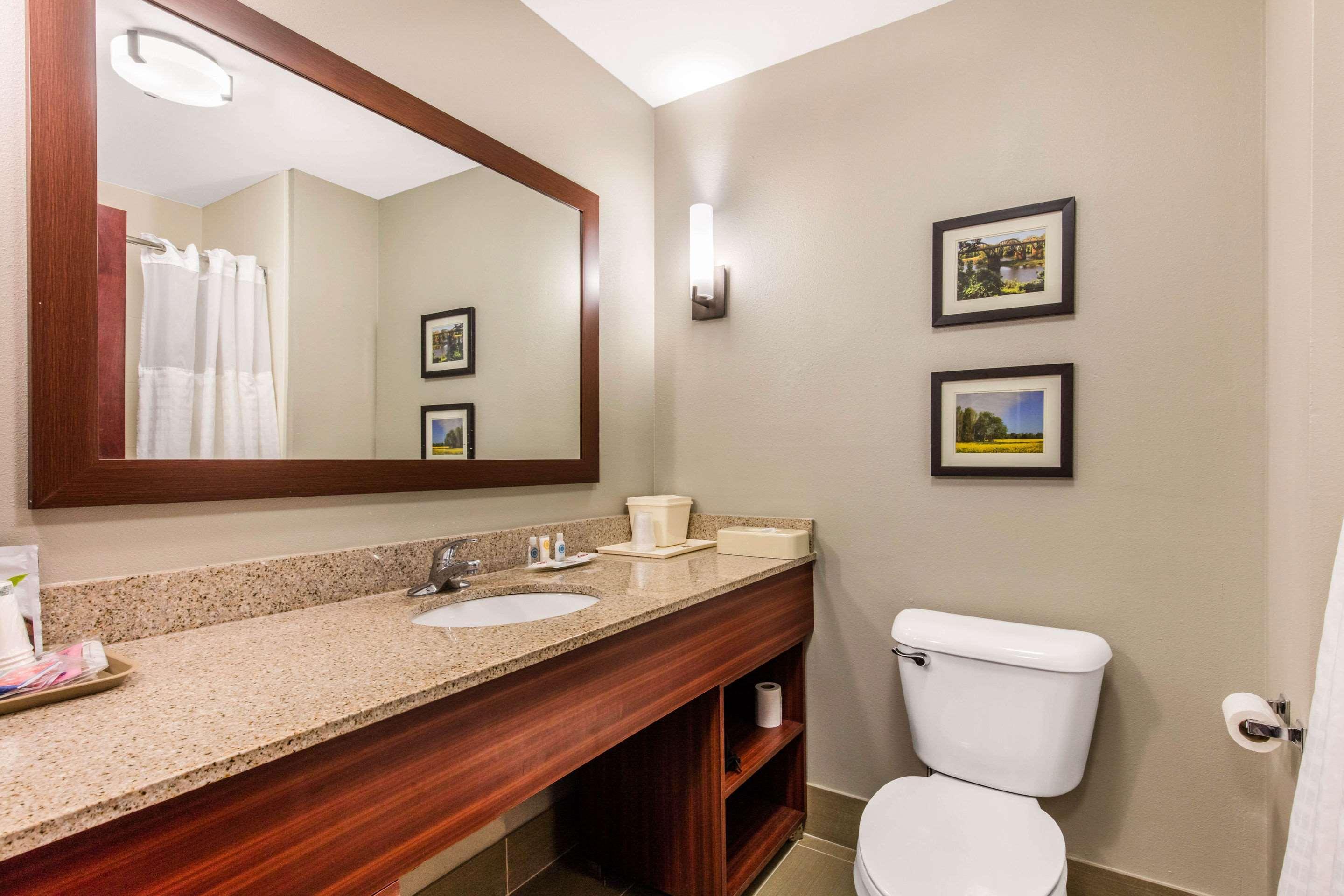 Comfort Suites Tuscaloosa Near University Eksteriør bilde