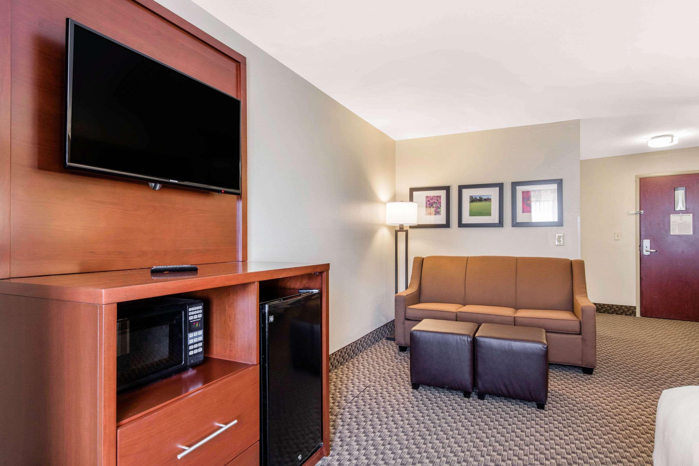 Comfort Suites Tuscaloosa Near University Eksteriør bilde