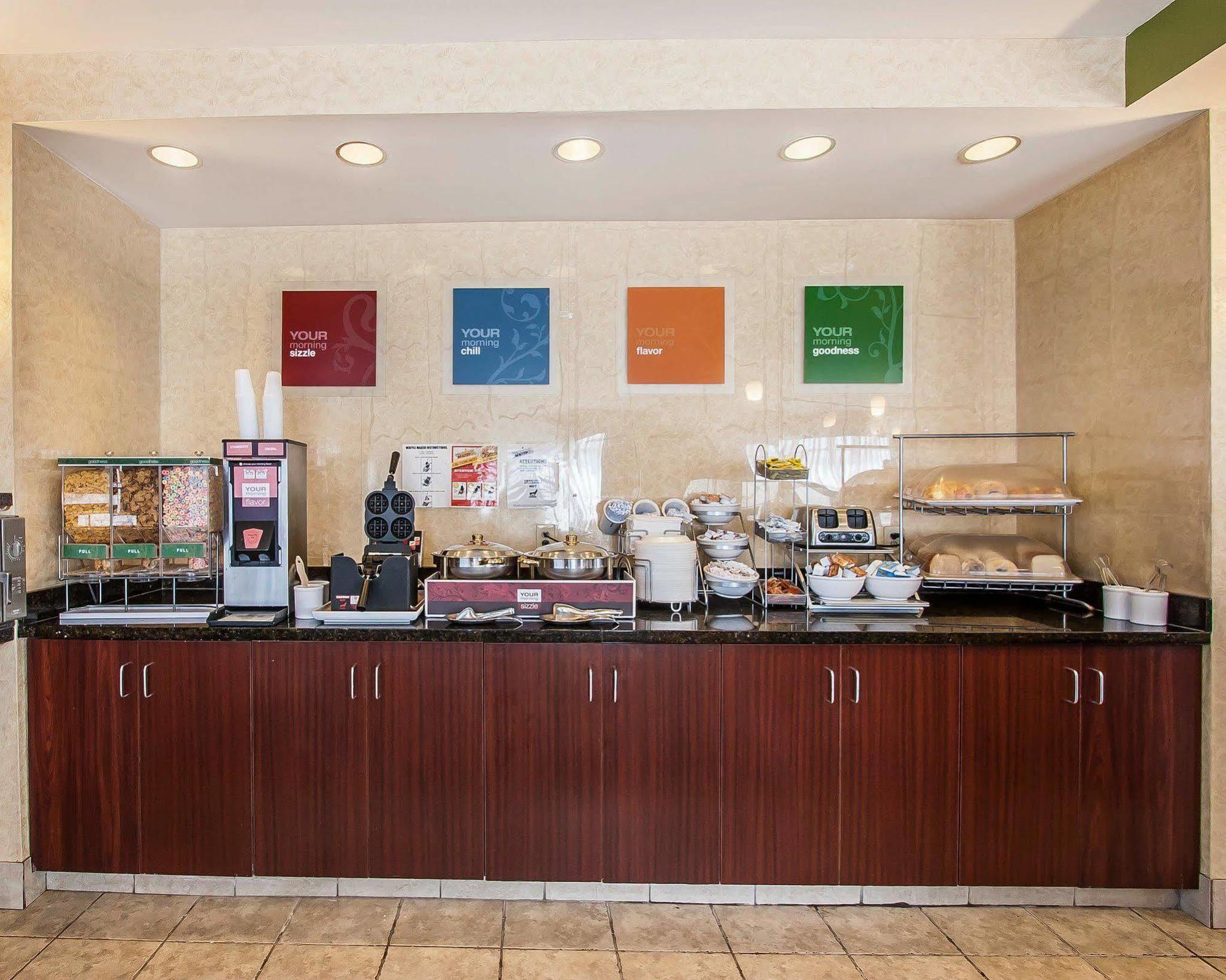 Comfort Suites Tuscaloosa Near University Eksteriør bilde